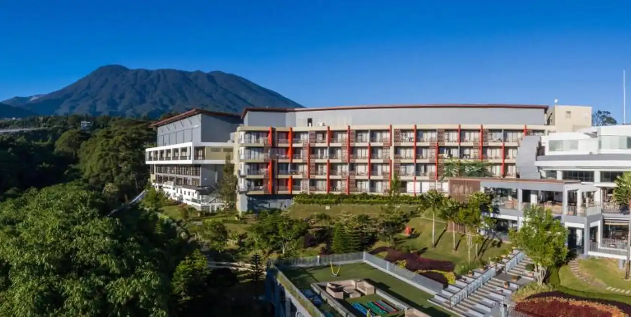 Pesona Alam Resort & Spa