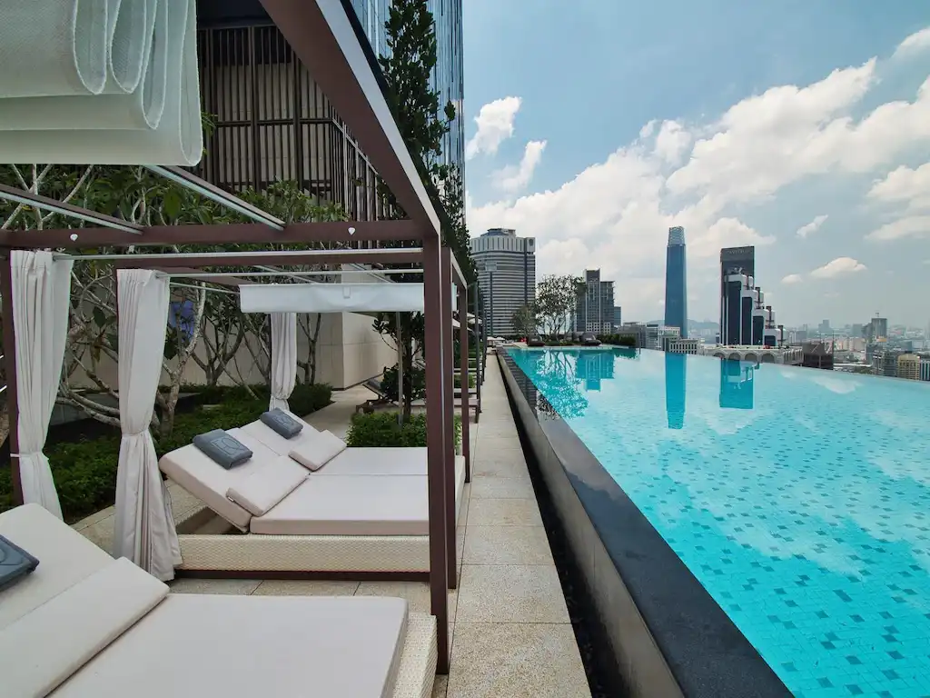 فندق اي كيو (EQ) (3)